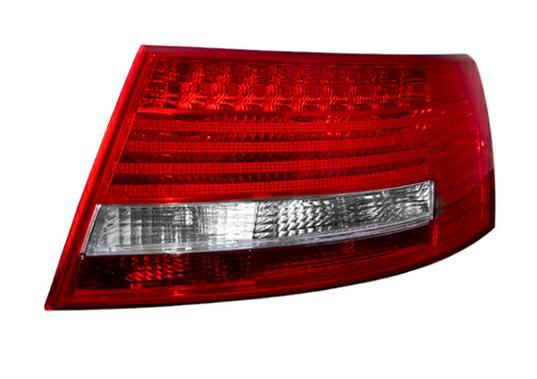 Articolo 2C731 - FANALE P/DX A LED AUDI A6 05/04>