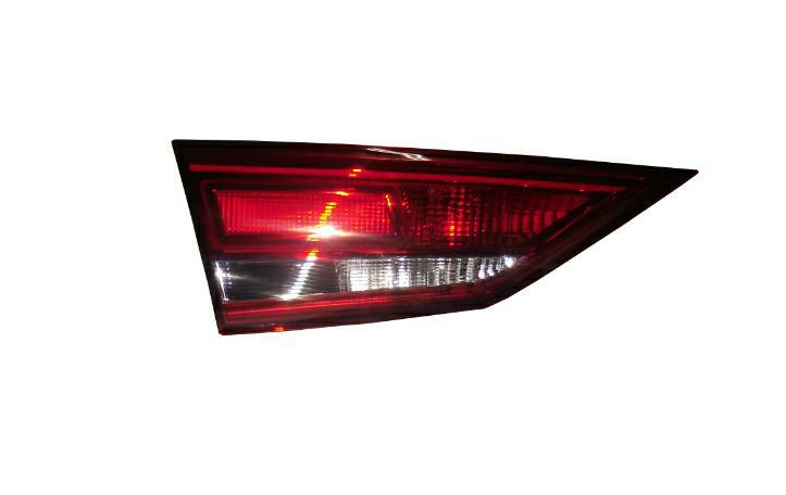 Articolo 2DG8M - FANALE P/DX INT AUDI A3 CABRIO-SEDAN 05/16>