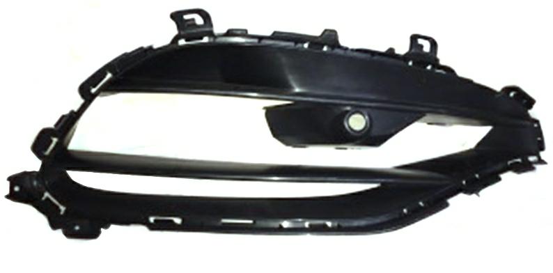 Articolo 3XY5W - GRIGLIA P/TI A/DX EST MERCED CLASSE A W176 06/015> AMG