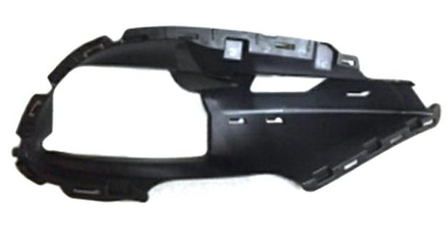 Articolo 99SSF - GRIGLIA P/TI A/SX INT MERCED CLASSE A W176 06/015> AMG