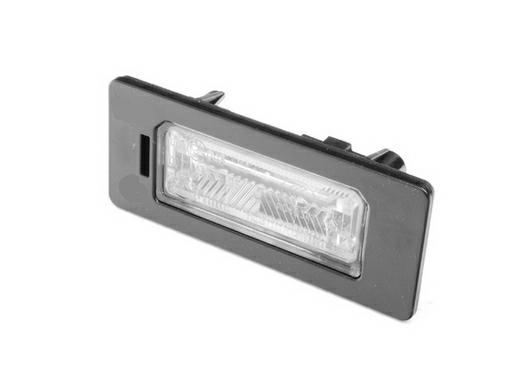 Articolo C5VV4 - FANALE TARGA DX-SX AUDI A4 12/07>