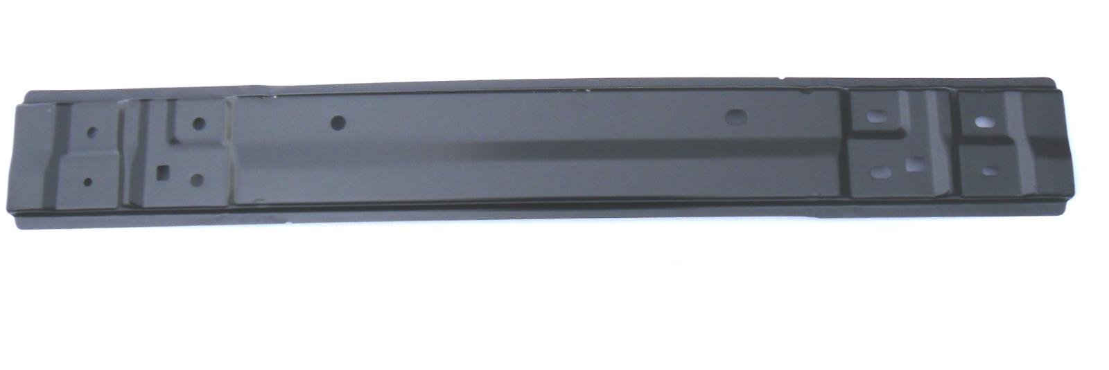 Articolo DYQFM - RINF P/TI POST TOYOTA AURIS 01/07>
