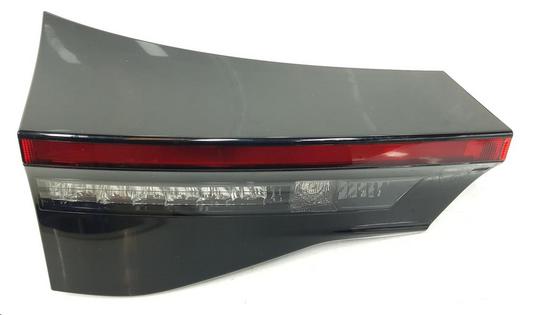 Articolo HQZ6K - FANALE P/DX INT A LED TOYOTA YARIS CROSS 09/20>