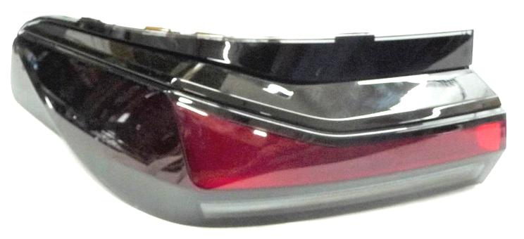 Articolo PB57S - FANALE P/DX EST A LED C/PROF NERO BMW SERIE 7 G70 07/22>