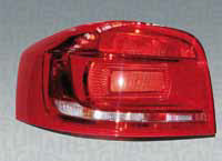Articolo QY29F - FANALE P/DX AUDI A3 3 PORTE 07/08>