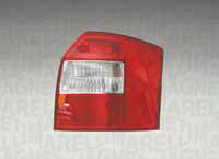 Articolo RV8QY - FANALE P/DX AUDI A4 AVANT 10/00>