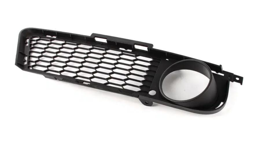 Articolo V2G6R - GRIGLIA P/TI A/DX C/FEND BMW SERIE 3 E90-E91 03/05> M-TECH